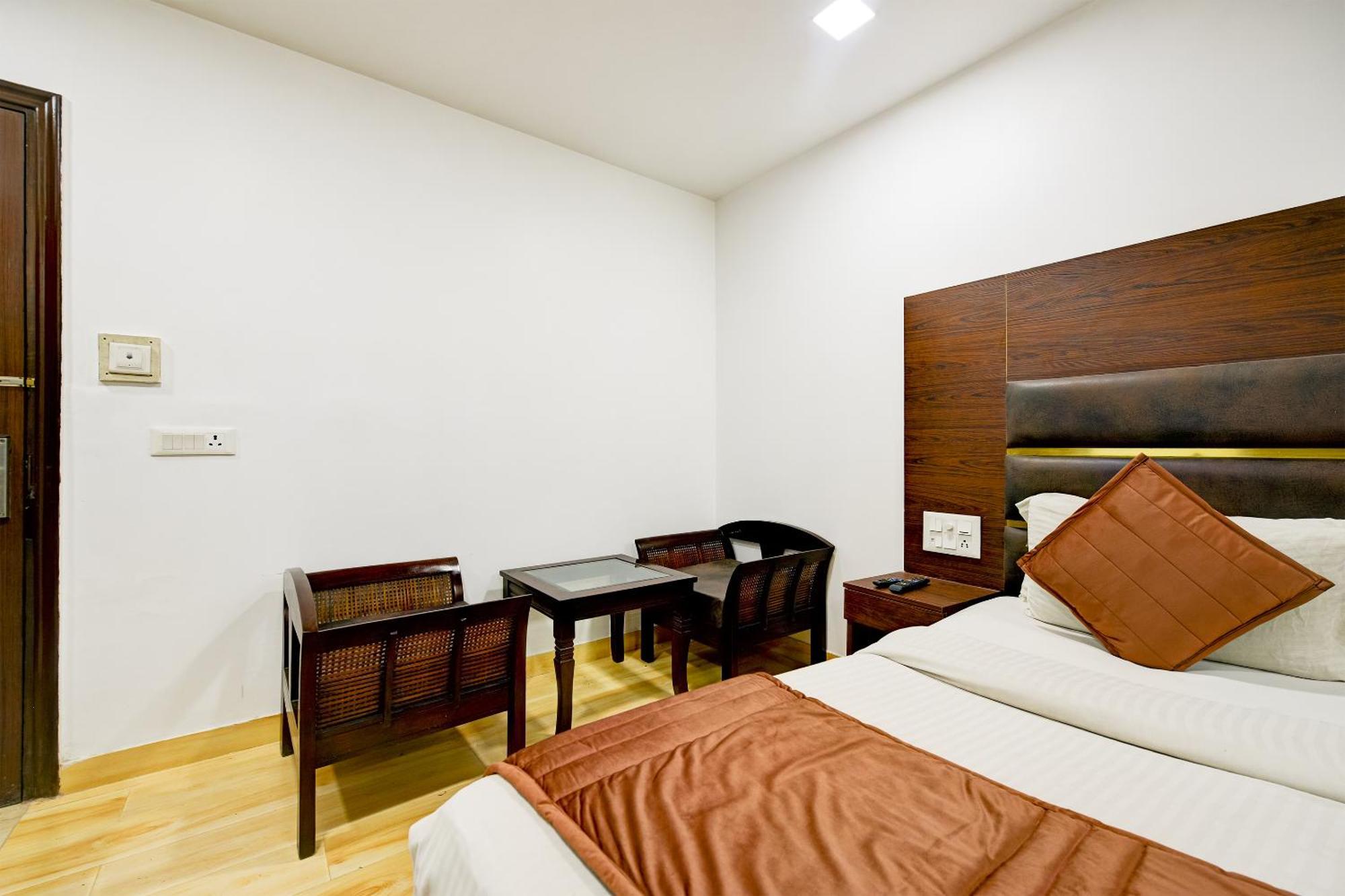 Staybook South Delhi Nueva Delhi Exterior foto