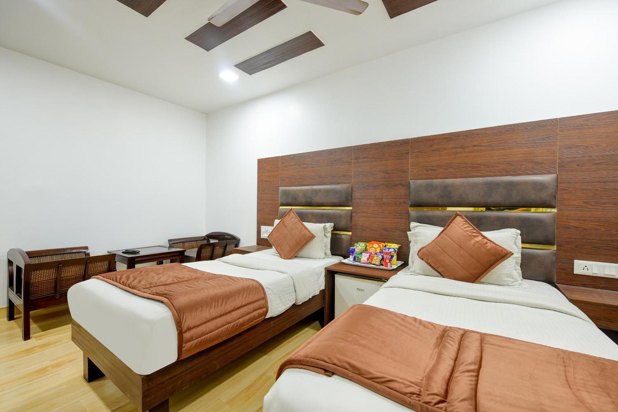 Staybook South Delhi Nueva Delhi Exterior foto