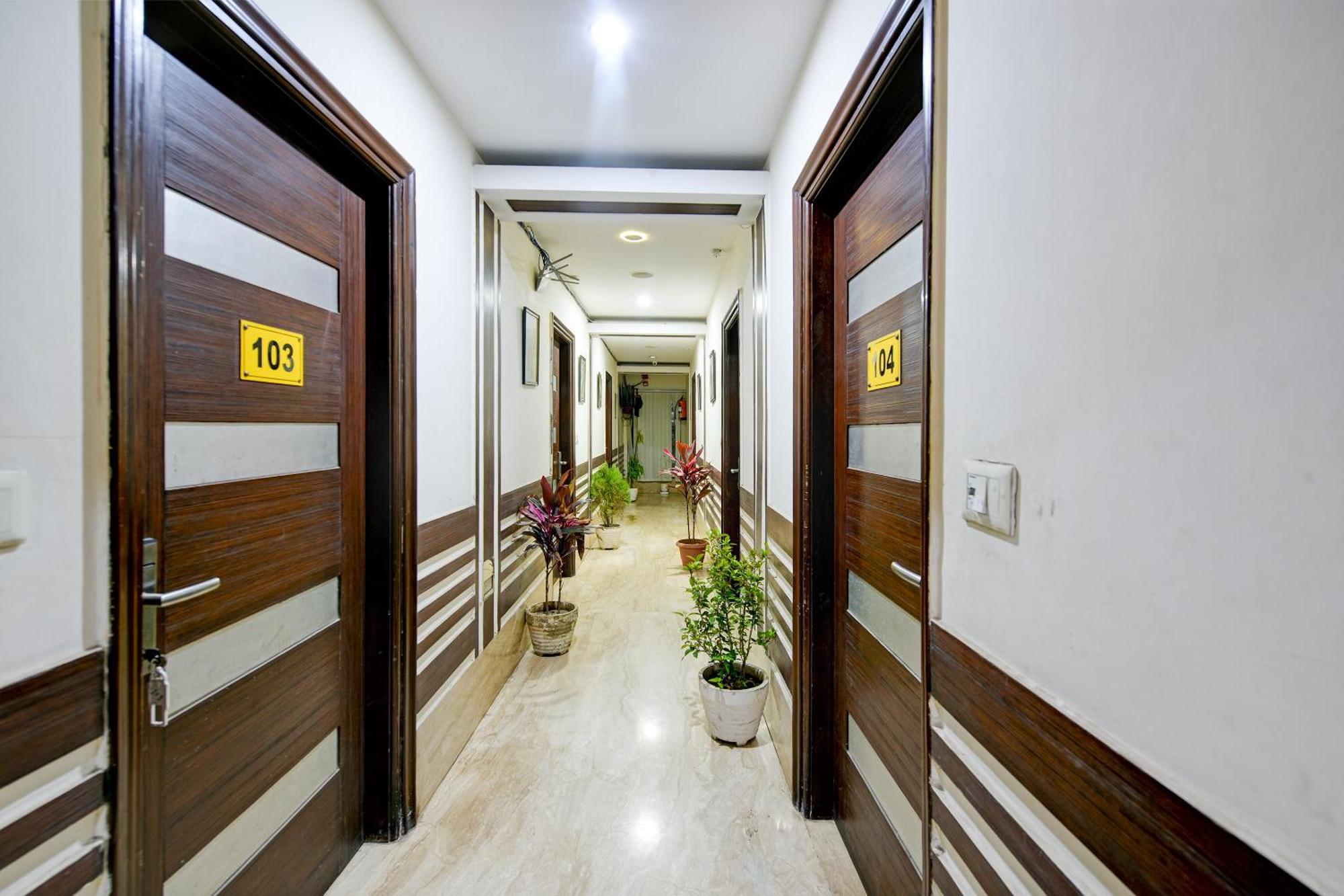 Staybook South Delhi Nueva Delhi Exterior foto