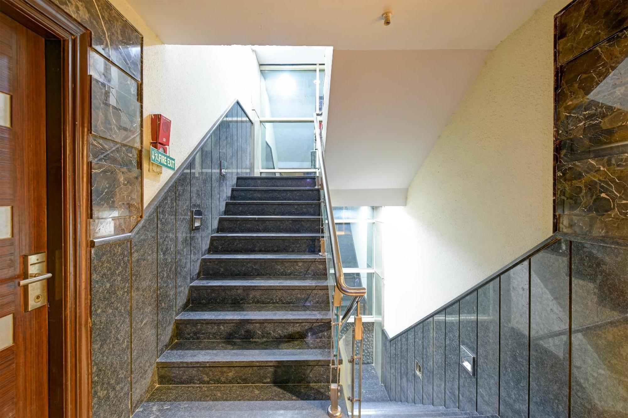 Staybook South Delhi Nueva Delhi Exterior foto